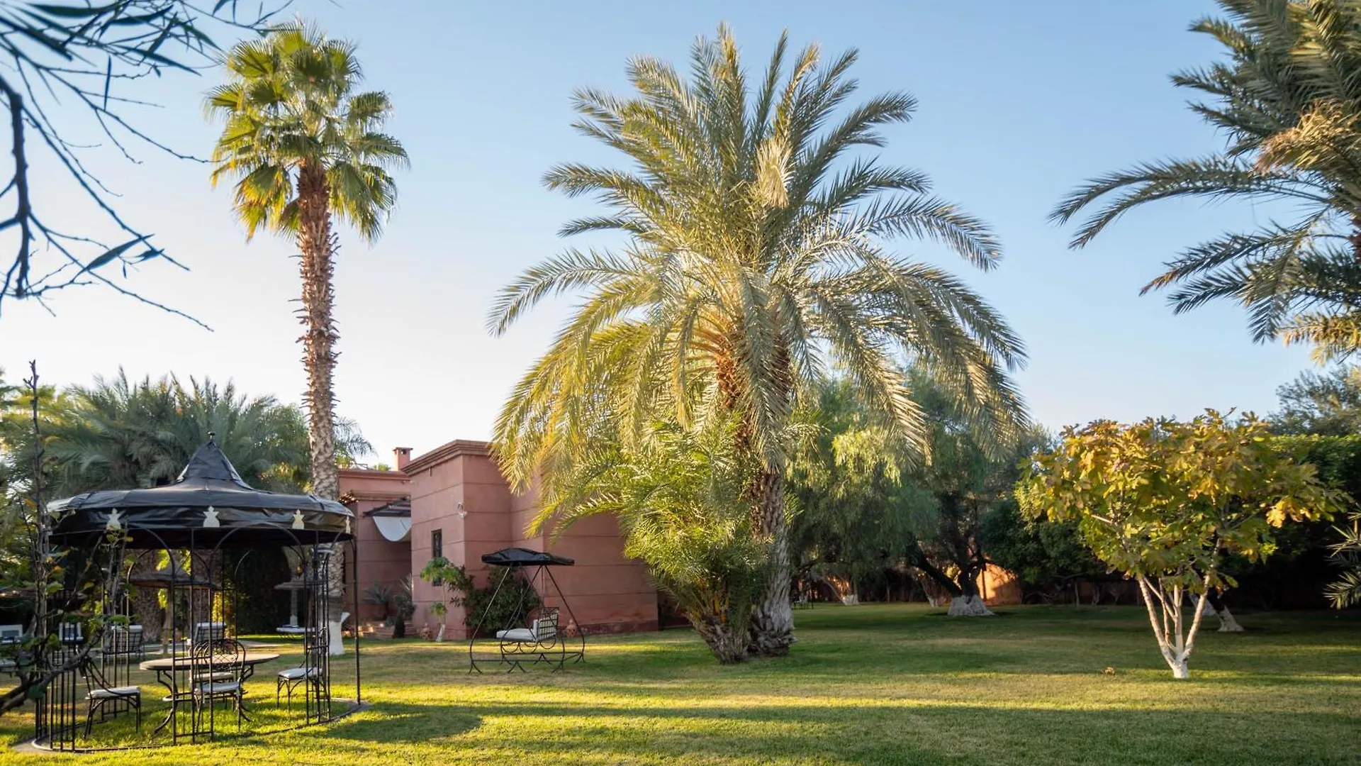 Villa Septha Ouled Hassoune Riad