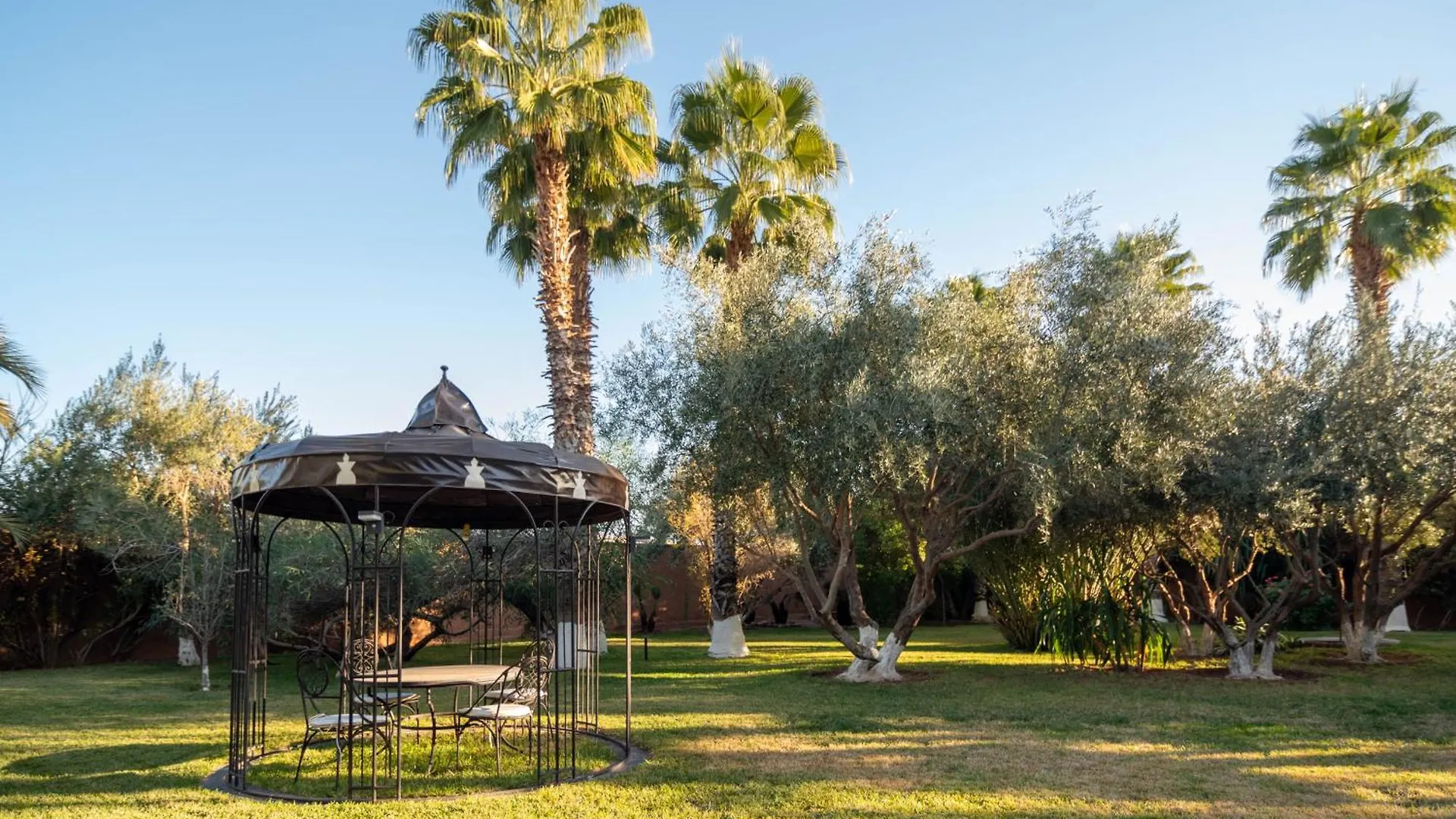 Villa Septha Ouled Hassoune Riad